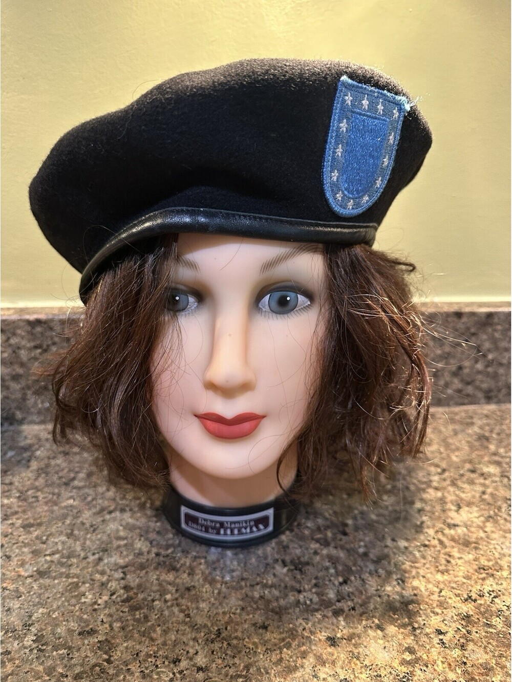 US Army Black Wool Beret Size 7 1/4 Blue 13 Star Flash Patch Military 2001